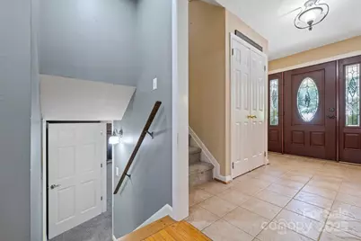 8 English Place, Candler, NC 28715 - Photo 7