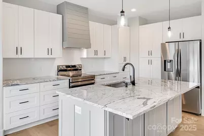 38 Red Laurel Court, Hendersonville, NC 28792 - Photo 11