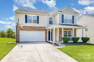 9439 Bayview Pkwy, Charlotte, NC 28216 - Photo 3