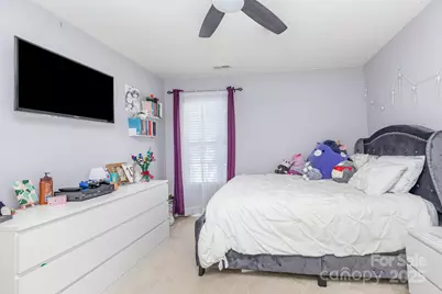 9439 Bayview Parkway, Charlotte, NC 28216 - Photo 33