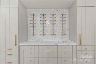 1172 Queens Rd, Charlotte, NC 28207 - Photo 23