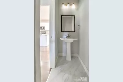 129 Aurora Drive #10, Asheville, NC 28805 - Photo 7