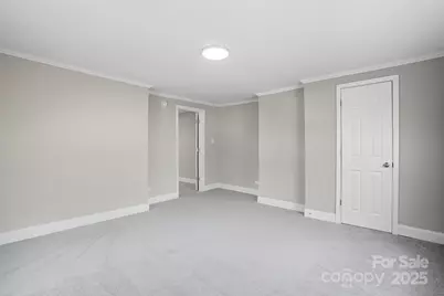 913 W Third Avenue, Gastonia, NC 28052 - Photo 19