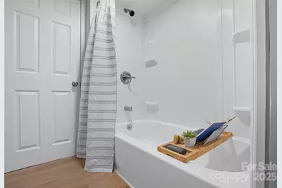 913 W Third Avenue, Gastonia, NC 28052 - Photo 13