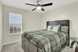 10513 Worsley Ln, Charlotte, NC 28269 - Photo 13