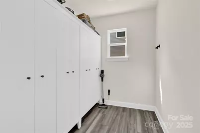 7021 Fauna Drive, Charlotte, NC 28215 - Photo 23