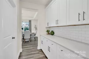 7021 Fauna Dr, Charlotte, NC 28215 - Photo 7