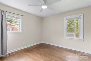 3612 Sargeant Dr, Charlotte, NC 28217 - Photo 13