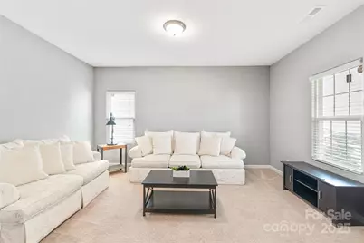 8207 Paw Valley Lane, Charlotte, NC 28214 - Photo 11