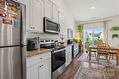 3112 Wynn Way, Charlotte, NC 28215 - Photo 3