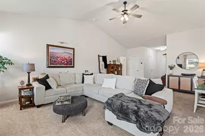 3112 Wynn Way, Charlotte, NC 28215 - Photo 5