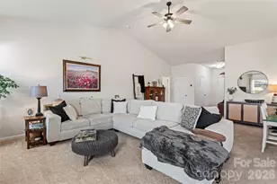 3112 Wynn Way, Charlotte, NC 28215 - Photo 5