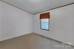 43 Goose Creek Rd, Swannanoa, NC 28778 - Photo 17