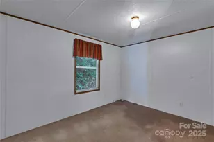 43 Goose Creek Rd, Swannanoa, NC 28778 - Photo 19