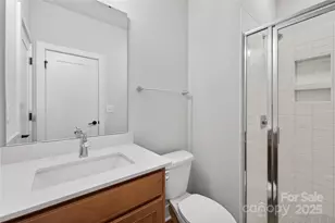 2025 Summey Ave, Charlotte, NC 28205 - Photo 15