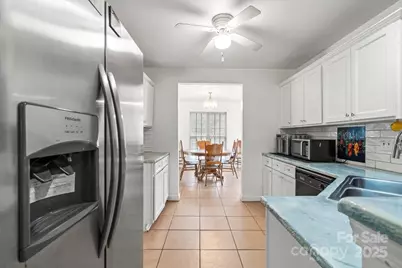 7337 Rosehall Drive, Charlotte, NC 28227 - Photo 7