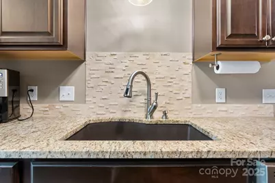 4340 N Center Street #601, Hickory, NC 28601 - Photo 13