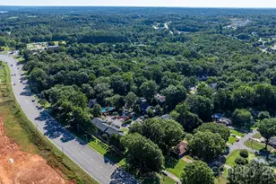 4340 N Center St, Hickory, NC 28601 - Photo 43