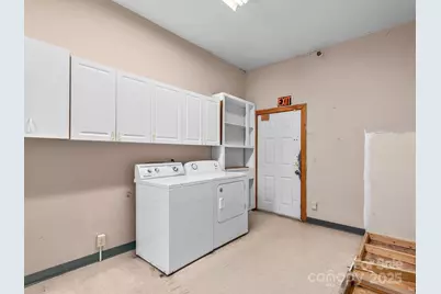 1001 Greenville Highway, Hendersonville, NC 28739 - Photo 15