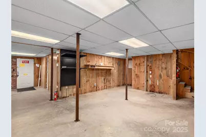 1001 Greenville Highway, Hendersonville, NC 28739 - Photo 7