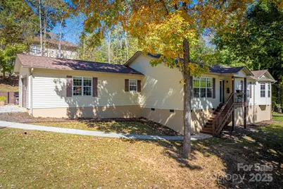 187 Yancey Road, Marion, NC 28752 - Photo 5