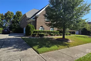 8723 Savannah Rd, Harrisburg, NC 28075 - Photo 9