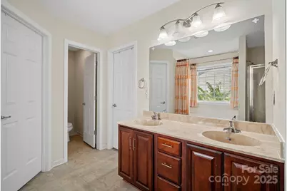 2 Breyerton Court, Asheville, NC 28804 - Photo 25