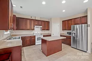 2 Breyerton Ct, Asheville, NC 28804 - Photo 11