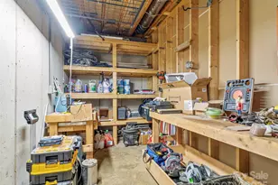 300 Dogwood Ln, Burnsville, NC 28714 - Photo 25