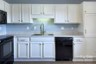 1104 Deermouse Way, Hendersonville, NC 28792 - Photo 5