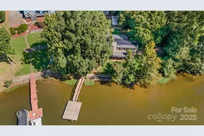 13833 Woody Point Road, Charlotte, NC 28278 - Photo 3