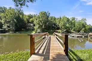 13833 Woody Point Rd, Charlotte, NC 28278 - Photo 11