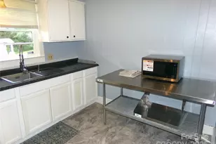 306 Dunlap St, Albemarle, NC 28001 - Photo 7