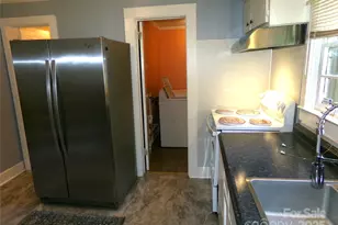 306 Dunlap St, Albemarle, NC 28001 - Photo 9