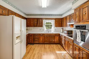 90 Kentwood Dr, Weaverville, NC 28787 - Photo 9