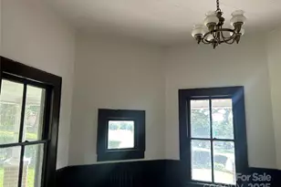 1003 Lundix St, Albemarle, NC 28001 - Photo 5