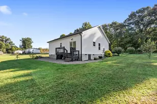 119 Con-Lee Dr, Olin, NC 28660 - Photo 11