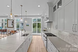 1500 Queens Rd, Charlotte, NC 28207 - Photo 9