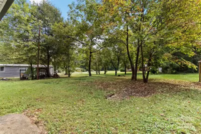 106 Robinson Avenue, Mount Holly, NC 28120 - Photo 11