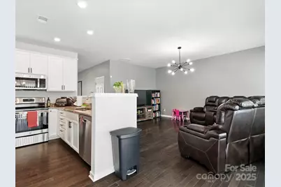 9333 Grand Valley Drive, Charlotte, NC 28213 - Photo 13