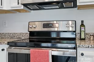 9333 Grand Valley Dr, Charlotte, NC 28213 - Photo 19