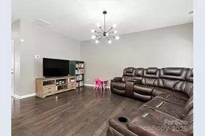 9333 Grand Valley Drive, Charlotte, NC 28213 - Photo 11