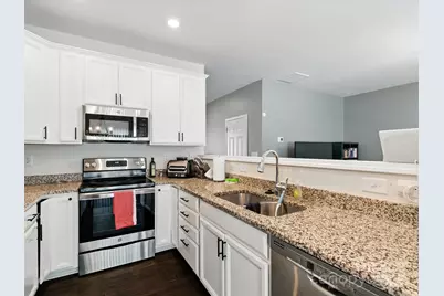 9333 Grand Valley Drive, Charlotte, NC 28213 - Photo 15