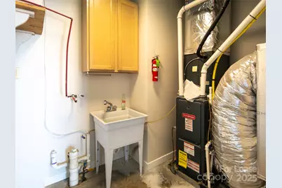 512 Kanuga Road #100, Hendersonville, NC 28739 - Photo 5