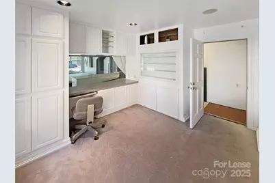 210 S Center Street, Statesville, NC 28677 - Photo 9