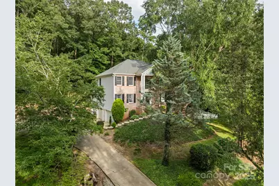 314 Sweetwater Hills Drive, Hendersonville, NC 28791 - Photo 39