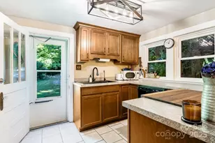 34 Coosa Rdg Dr, Whittier, NC 28789 - Photo 9