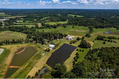 3651 W Nc 10 Highway, Newton, NC 28658 - Photo 35