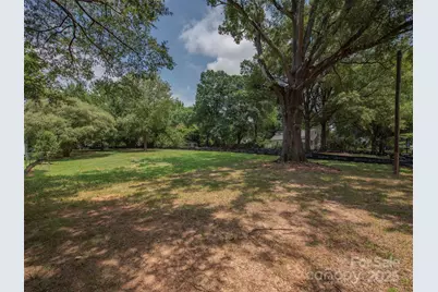 4735 Elder Avenue, Charlotte, NC 28205 - Photo 13