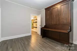 811 E Morehead St, Charlotte, NC 28202 - Photo 25